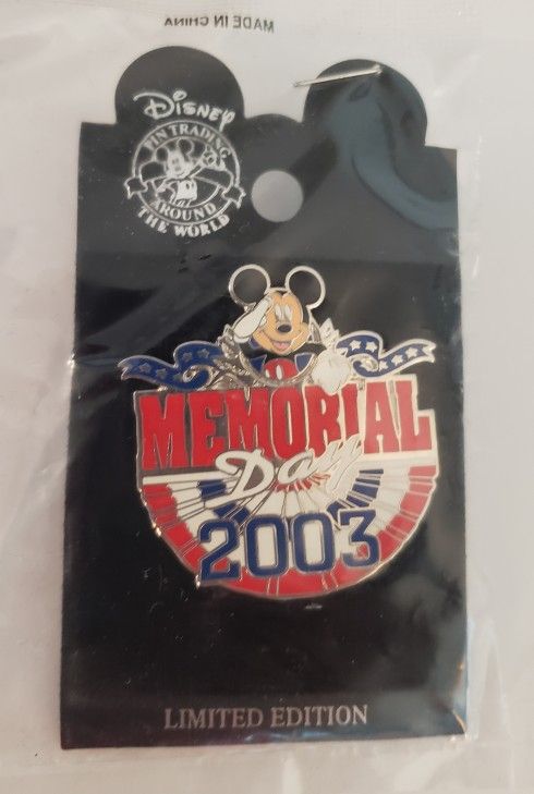 Walt Disney World Memorial Day 2003 Pin Limited Edition of 3500 Pieces.