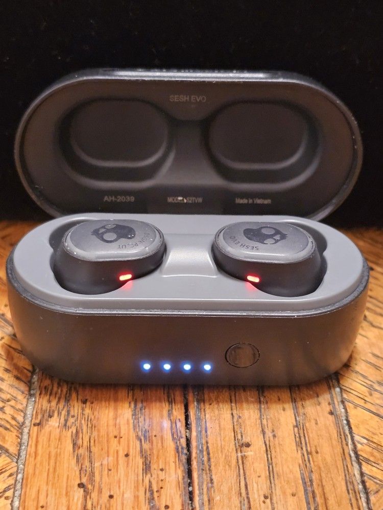 Skullcandy Sesh Evo True Wireless Bluetooth Earbuds - Black 