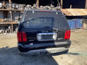 Parts for LINCOLN NAVIGATOR 2WD 4D SUV 5.4L 2002 - Stock #14389