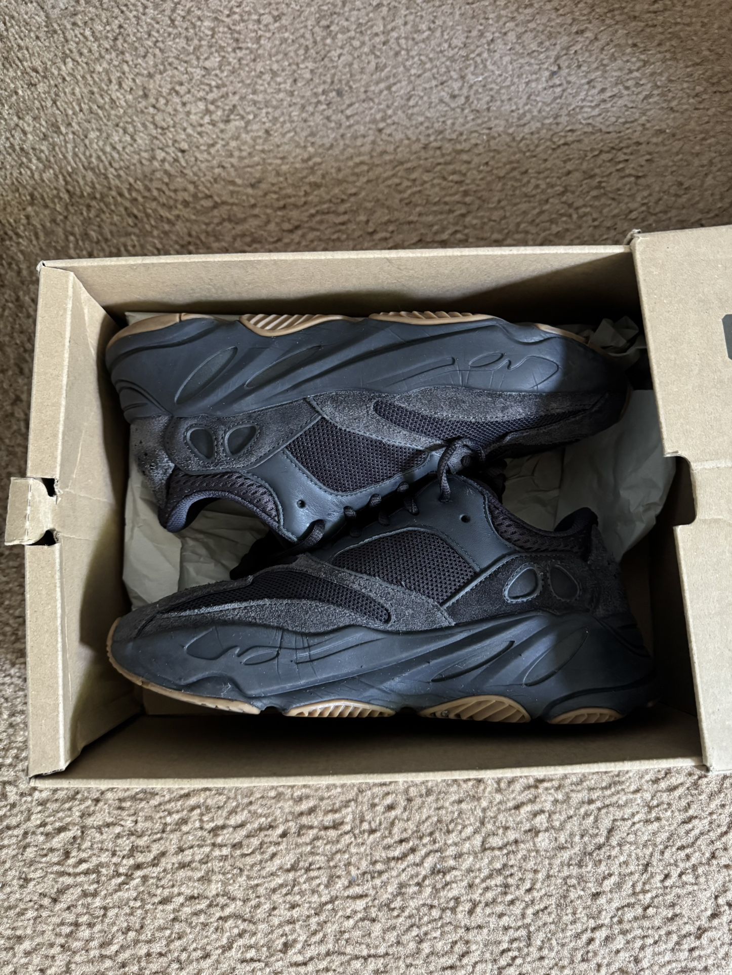 Adidas Yeezy Boost 700 Utility Black Size 7