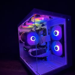 Gaming PC – Ryzen 7, 16GB RAM, RGB, SSD – Ready to Game!