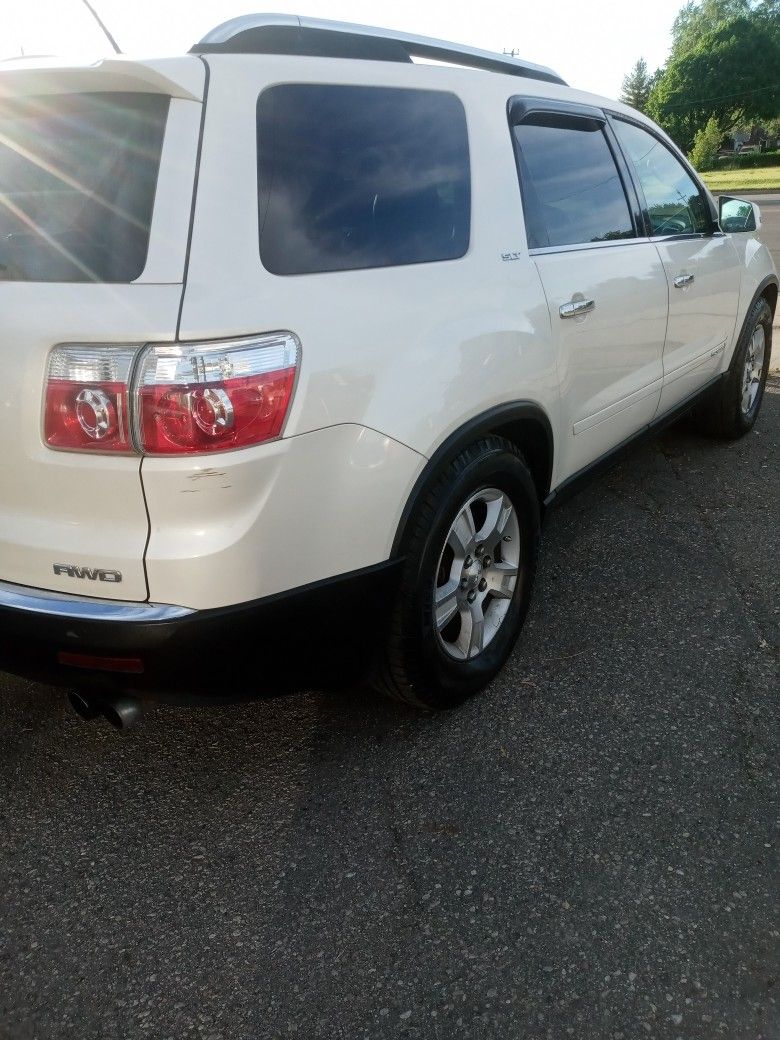 2010 GMC Acadia