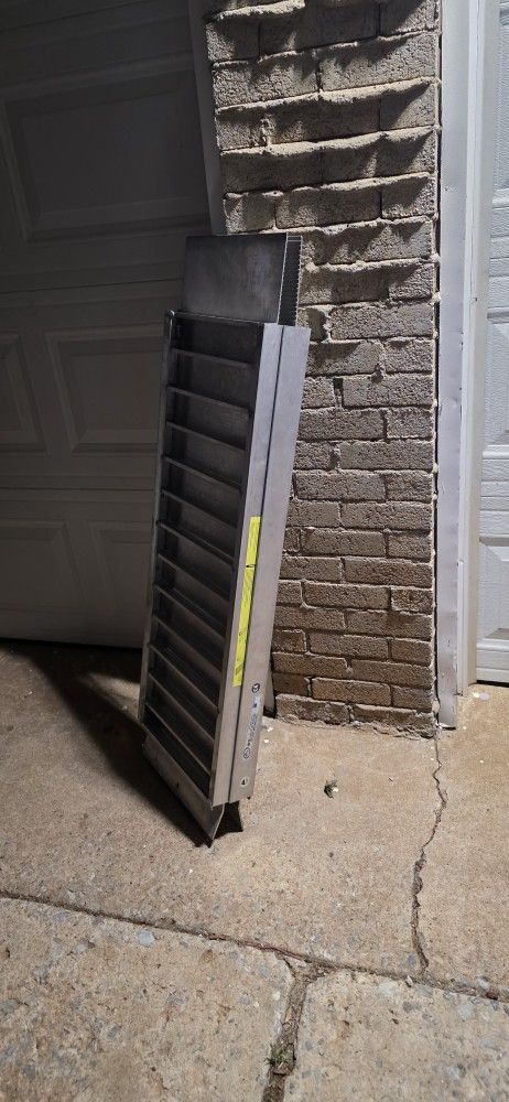 EZ Access Foldable Aluminum Ramp