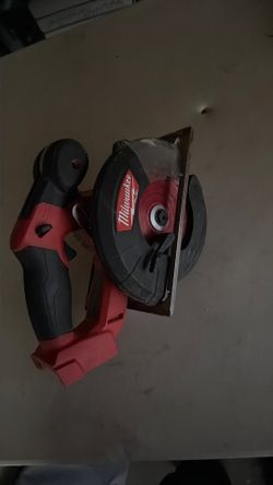 Milwaukee skillsaw