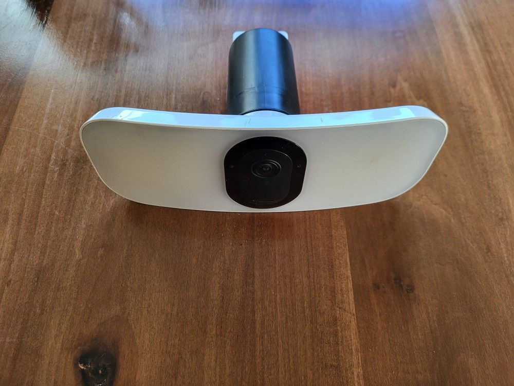 Arlo Pro 3 Floodlight Camera 📸