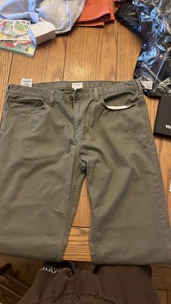 Dockers Men Khaki pants straight fit