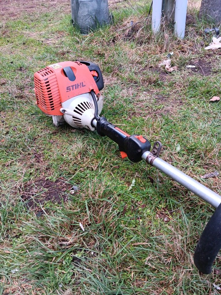 Stihl Fs-90 R Weed Eater for Sale in Spanaway, WA - OfferUp