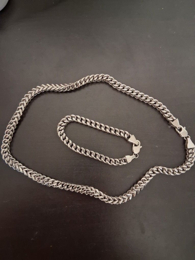 Cuban Curb Chain Link Necklace and Bracelet 