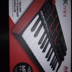 Akai MPK Mini