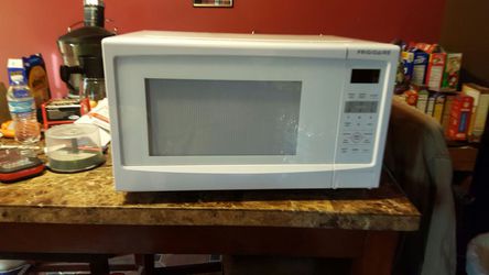 New Frigidaire microwave