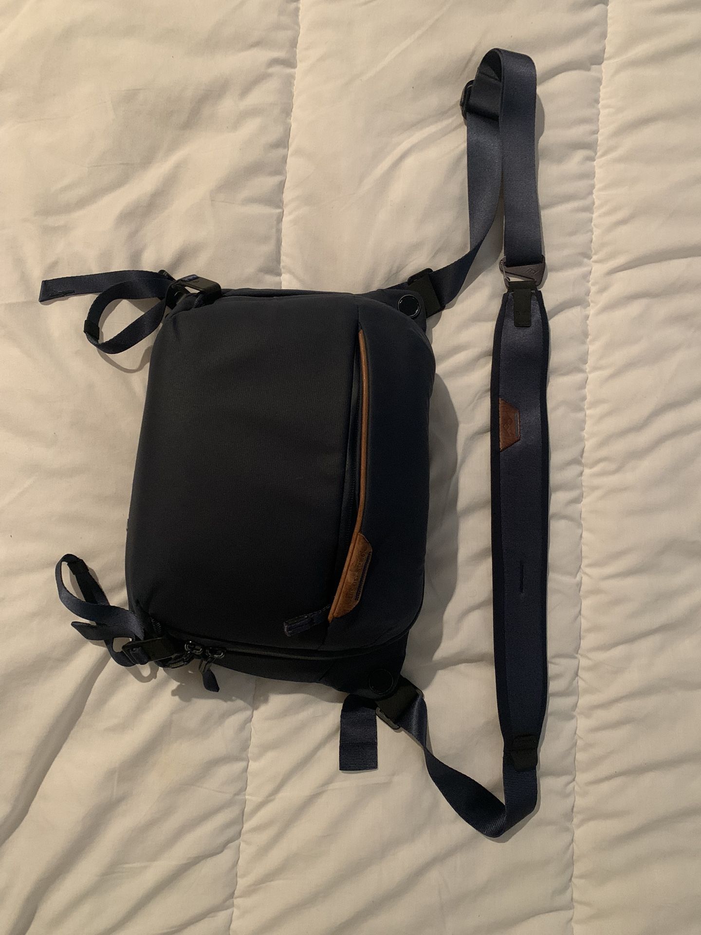 Peak Design 6L Sling Bag on Sale