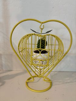 VTG Heart Shaped Metal Birdcage Cactus Plant Holder