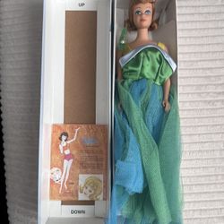 Vintage Midge #860 Box Minty (Titian) 