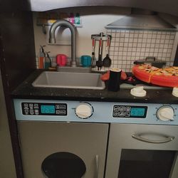 Kids Kenmore Kitchen 