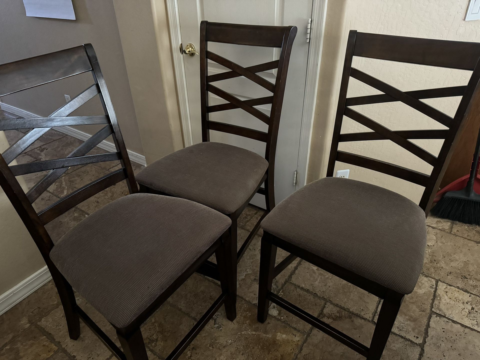 3 bar Height Chairs