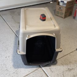 Dog crate