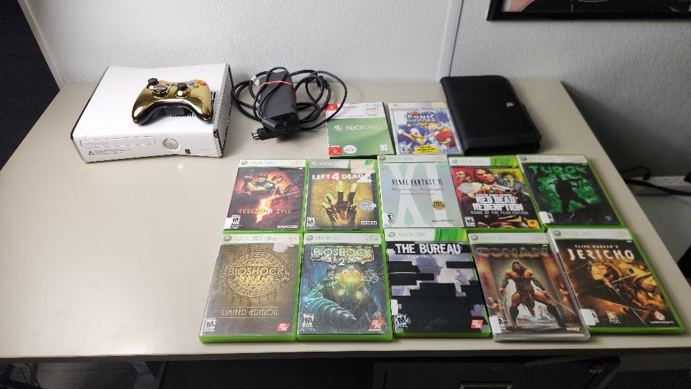 Microsoft XBOX 360 slim WHITE Chrome Controllers Accesories And Games .minty Condition