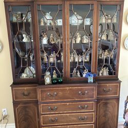 Early 20th Century Breakfront Cabinet