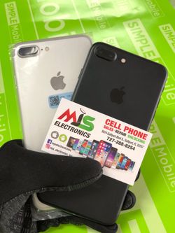 IPHONE 7 + 128GB UNLOCKED