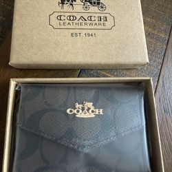 Coach Envelope Wallet Brown Logo Accent Snap Closure Folding Credit Card Women's
