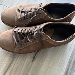Johnston & Murphy Brown Leather Sneakers Size