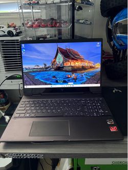 Laptop computer hp envy Touchscreen Ryzen 5