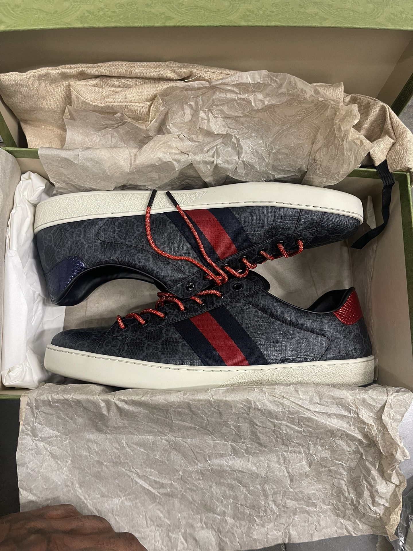 Gucci