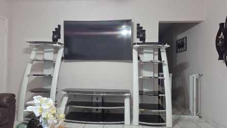Whalen Furniture 3-Piece Entertainment Set