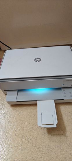 HP ENVY 6055e Wireless Printer/Scanner..NO Ink Cartridges