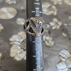 Cobra Ring