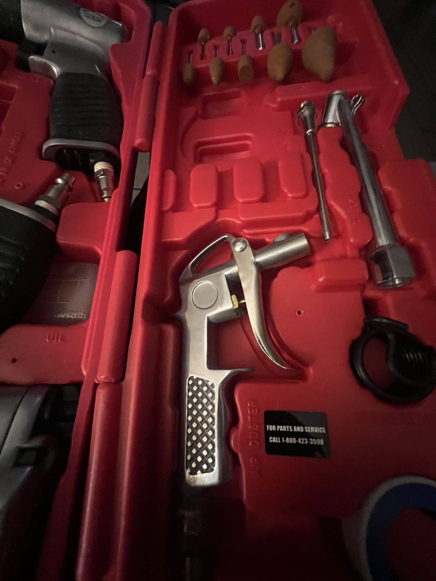 Master Grip 77pc Air Tool Set 