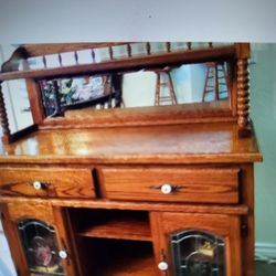 Dry Barr  Oak Large Very Heavy  Perfect  Mirror Perfect  All Drawers And Doors Perfect 