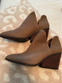 Lucky Beand low cut boots