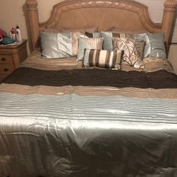 Cal king Mattress And Box Spring 