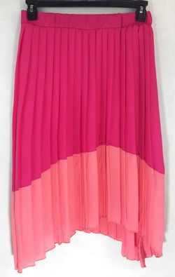 Kate & Mallory Woven Sharkbite Hem Fuschia/Coral Color Block Pleated Skirt SMALL