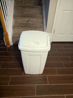 White Trashcan