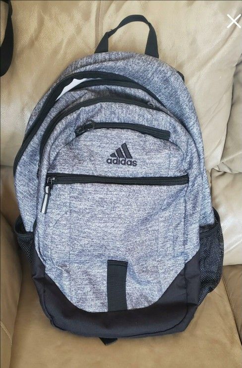 Adidas Backpack (mochila)