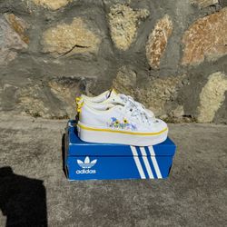 Women’s Adidas Shoes 