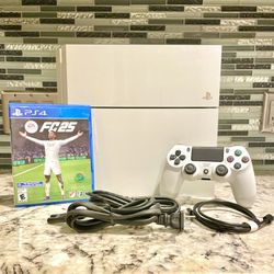 Sony PS4 White In Mint Condition With One Game ***firmware  At 8.50***