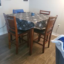 High Top Table With 4 Chairs