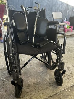 INVACARE wheelchair
