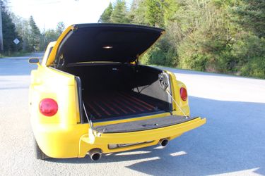 2003 Chevrolet SSR LS