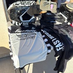 ***YOUTH RIDER GEAR/FASTHOUSE***