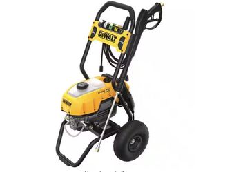 DEWALT 2400 PSI 1.1 GPM Cold Water Electric Pressure Washer