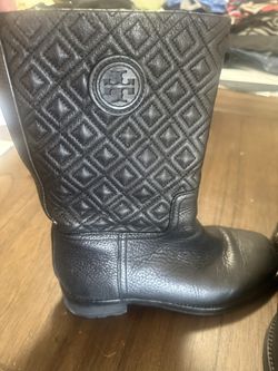 tory burch boots