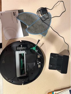 iRobot Roomba Combo Vacuum and Mop