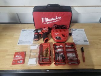 Milwaukee M12 Fuel 1/2" Hammer Drill with Charger, 24Wh Battery, Drills/Bits, and Carrying Case