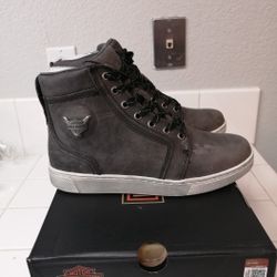 Brand New Harley Davidson boots For Men. Size 7.