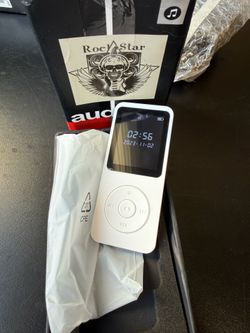 Portable MP3 Player 1.8 Inch Color Screen Walkmen HIFI Bluetooth Compatible E-Books Recording Sports MP4 FM Radio Music Player