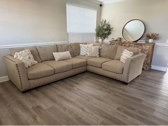 Beautiful beige sectional sofa set